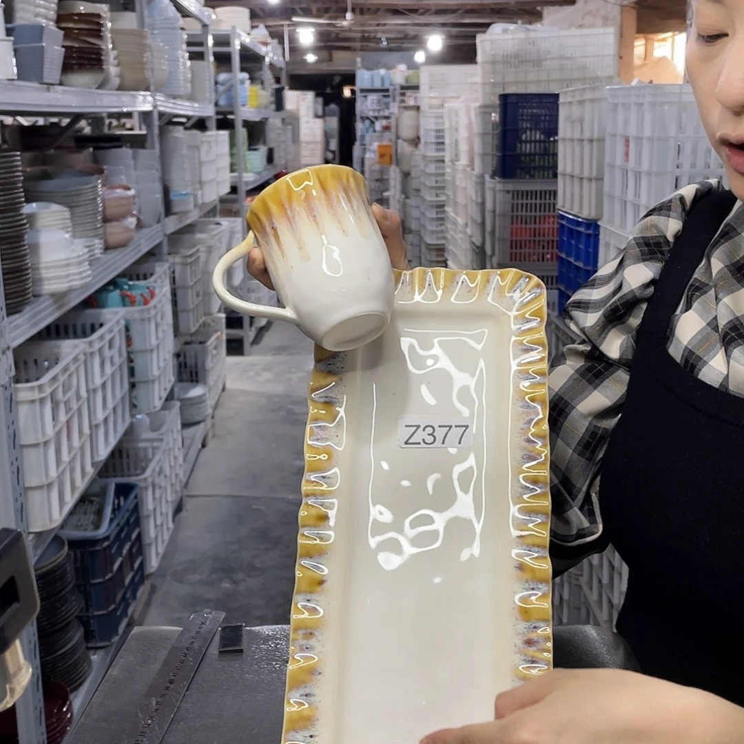 瓷片377              2杯2盘