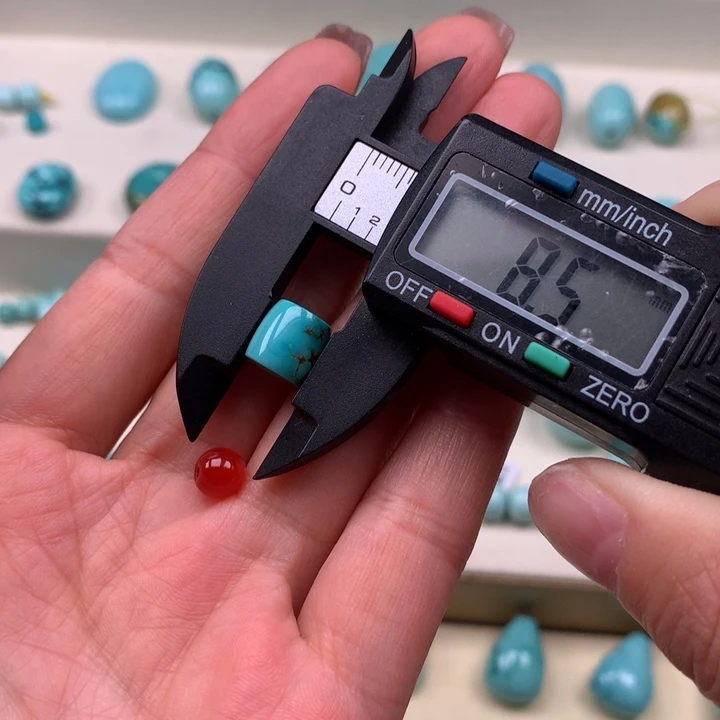 南红玛瑙未镶嵌珠宝奇石