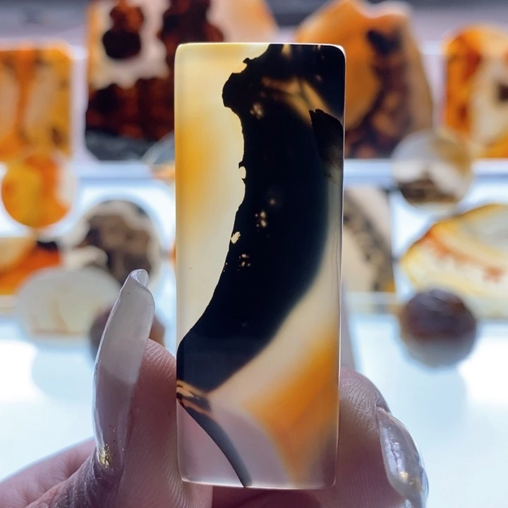 玛瑙/玉髓颈饰未镶嵌