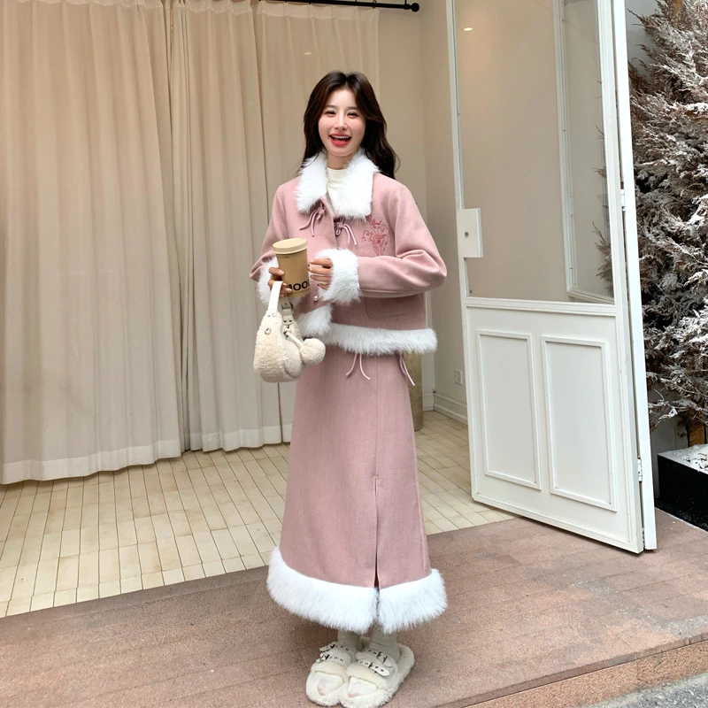 新中式国风盘扣羽绒服套装2025冬季新款优雅气质白鸭绒内胆两件套