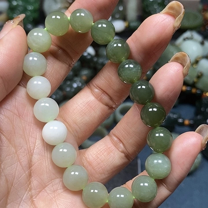 和田玉手串未镶嵌