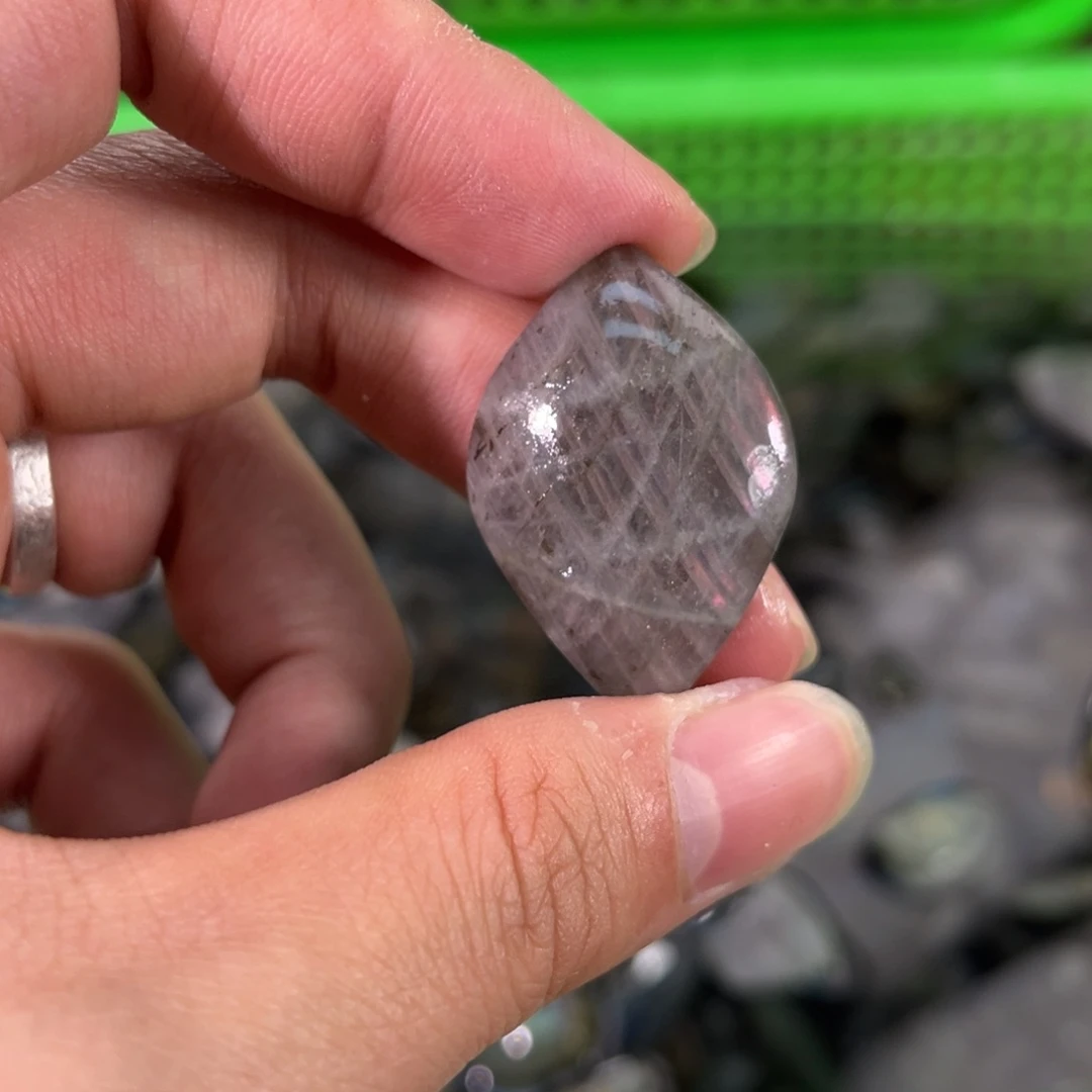 拉长石吊坠未镶嵌百***i