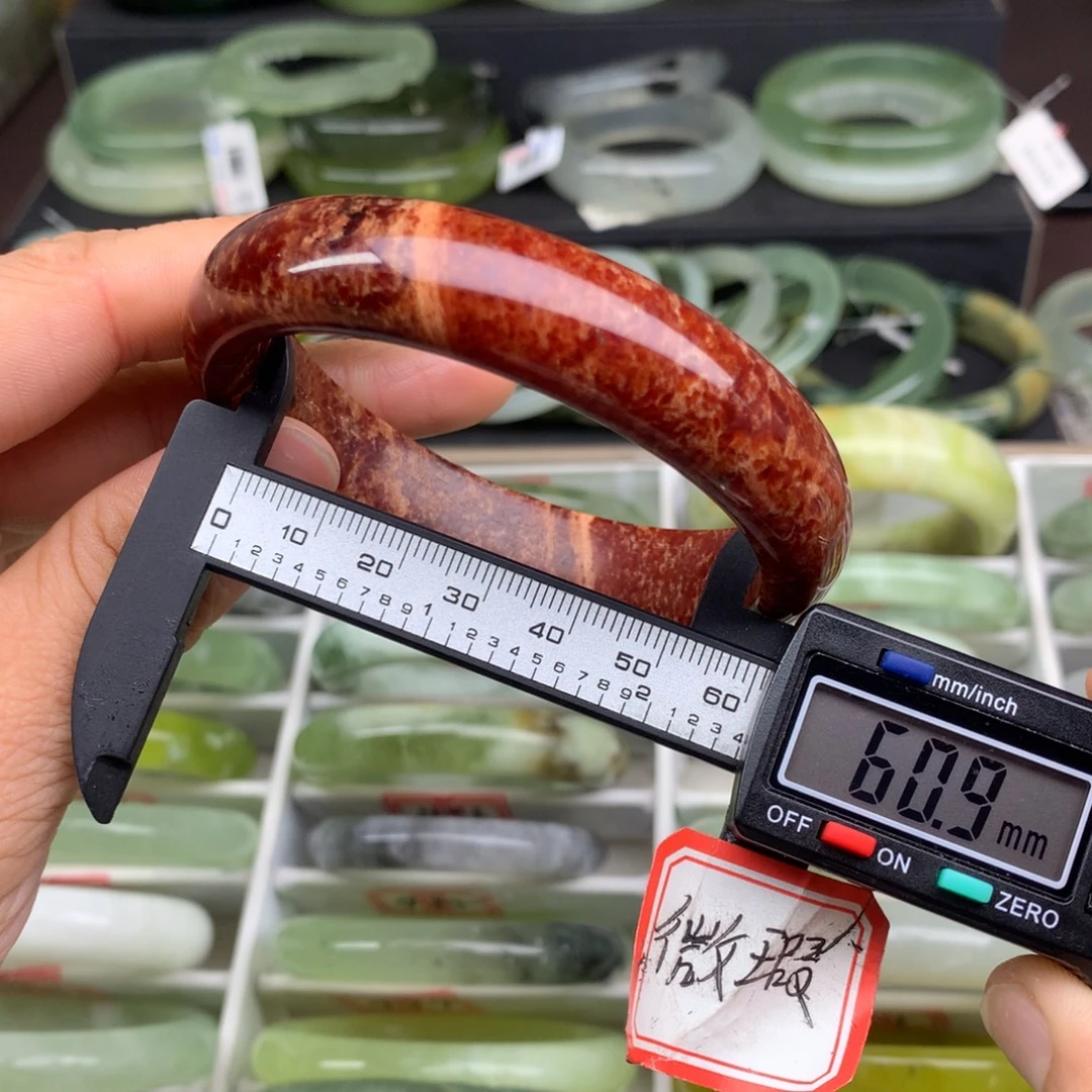 蛇纹石玉未镶嵌手镯507