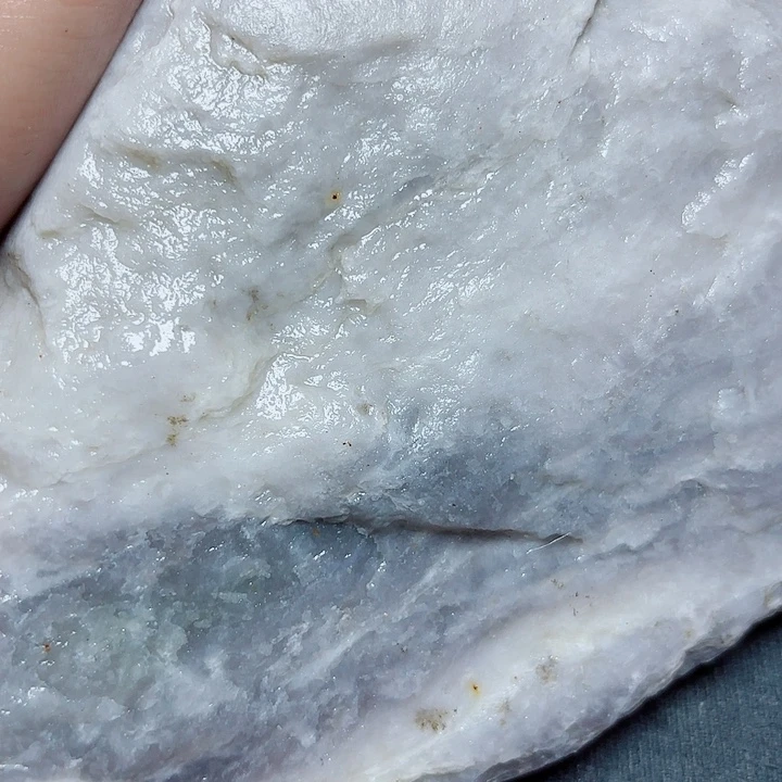 未镶嵌和田玉（糖玉）珠宝奇石