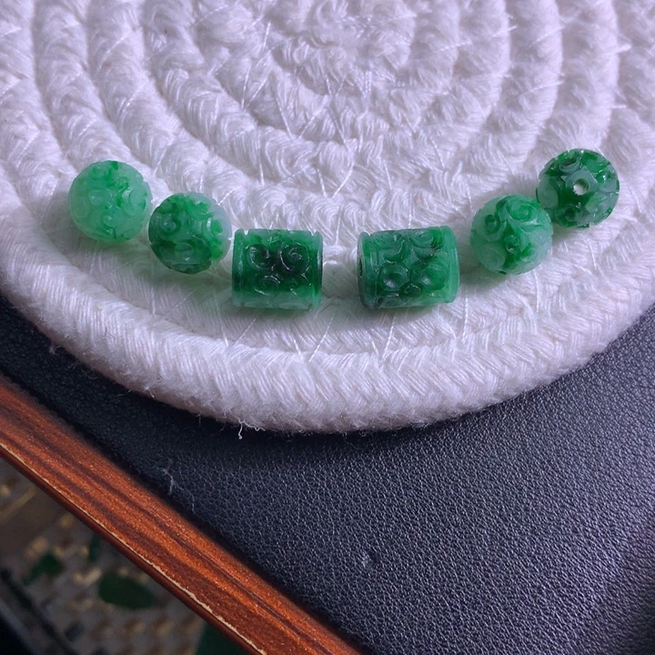 S***y未镶嵌定制翡翠珠子
