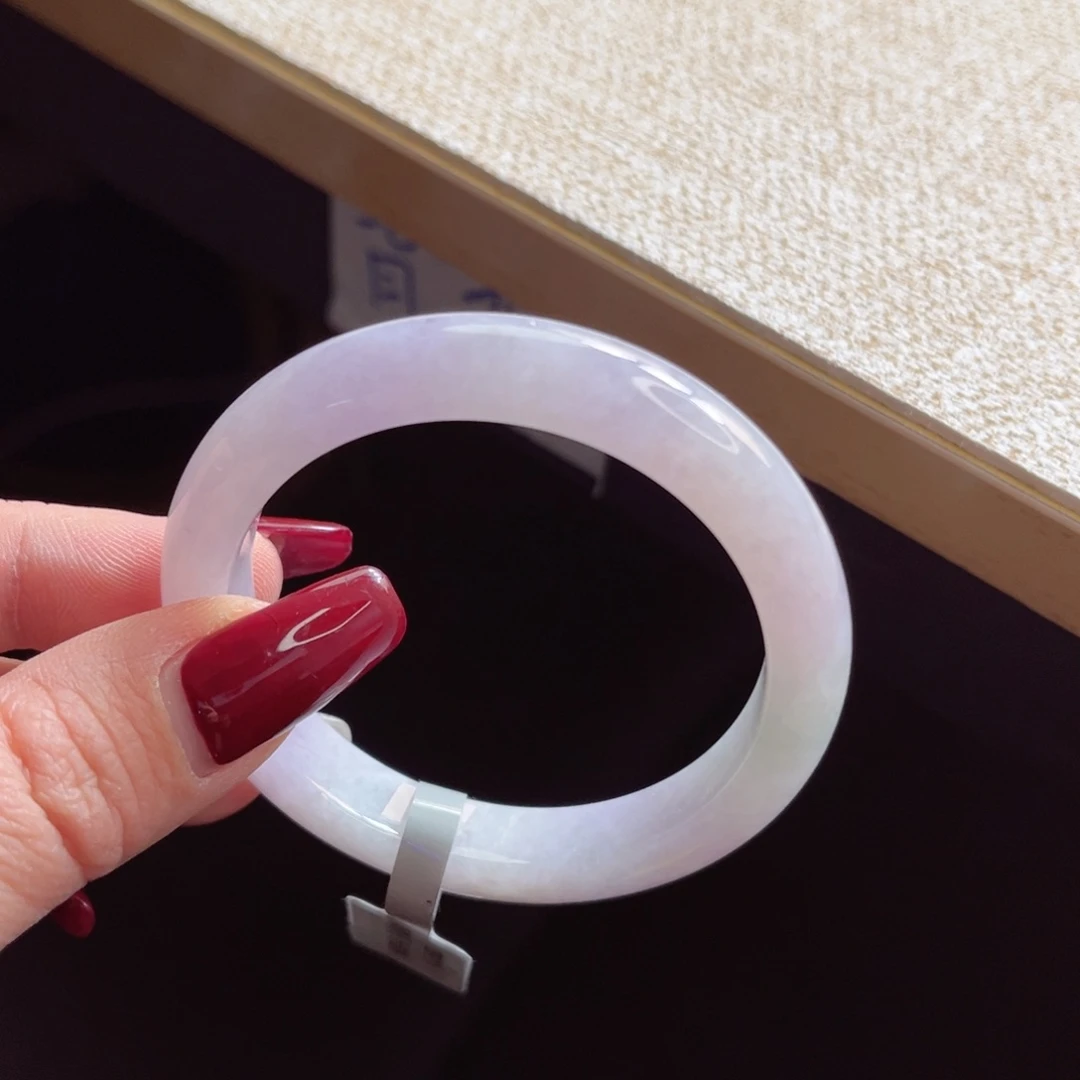 翡翠手镯未镶嵌手镯