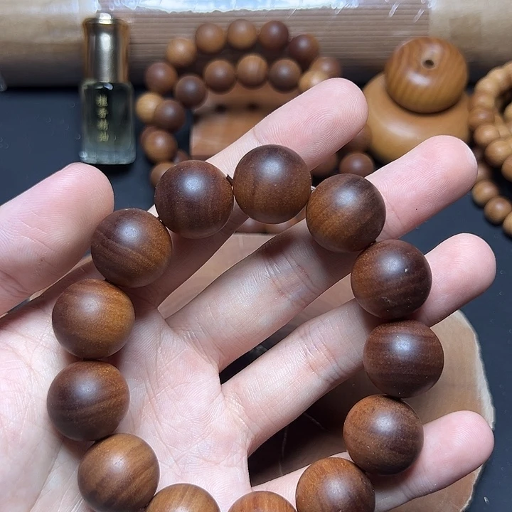 檀香木藏*阁1.8*13百年树头料横纹沉水级
