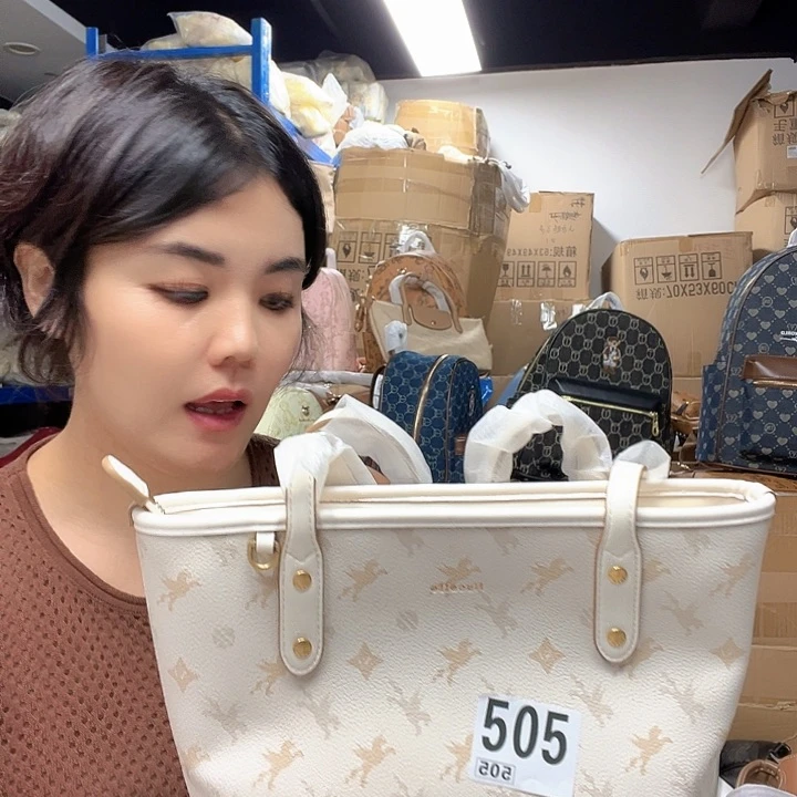 PVC包包包包包包包包