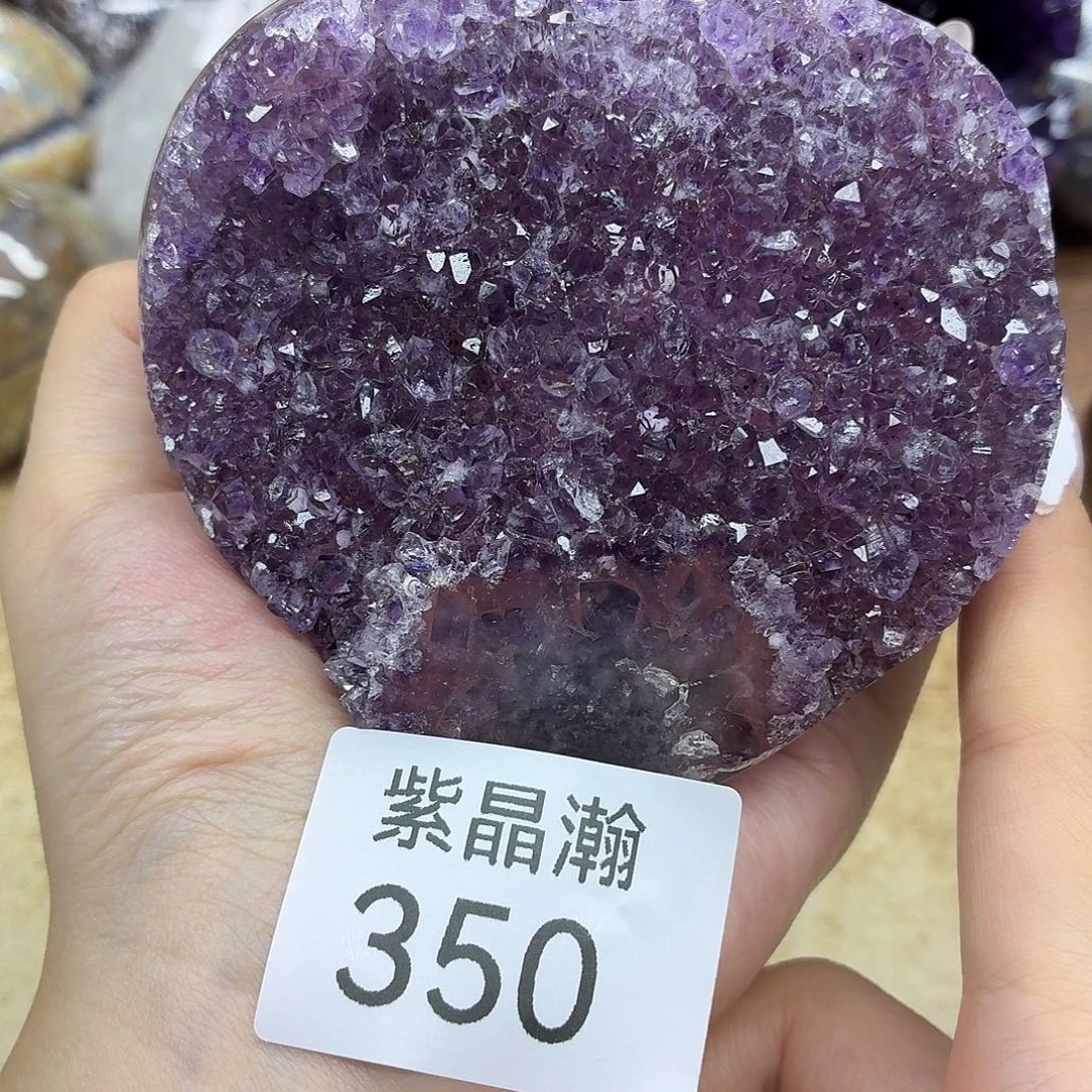 未镶嵌水晶大型摆件（非配饰）