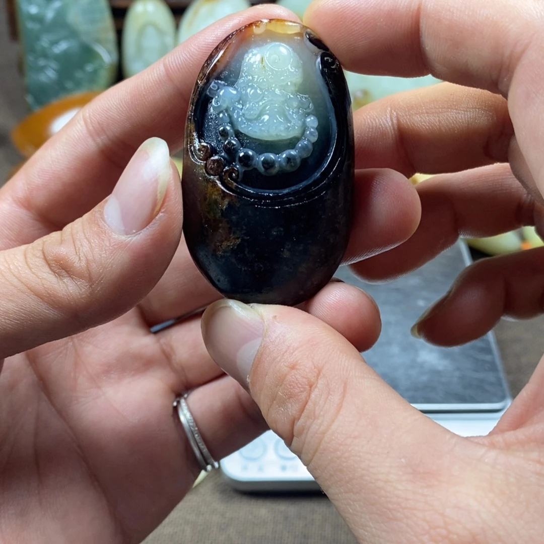 和田玉未镶嵌挂件