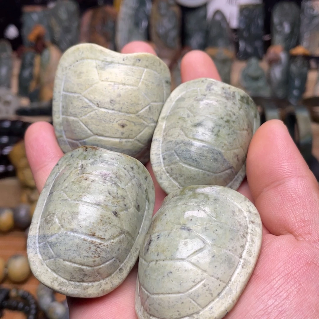 岫岩河磨玉（透闪石质玉）未镶嵌颈饰自选一个