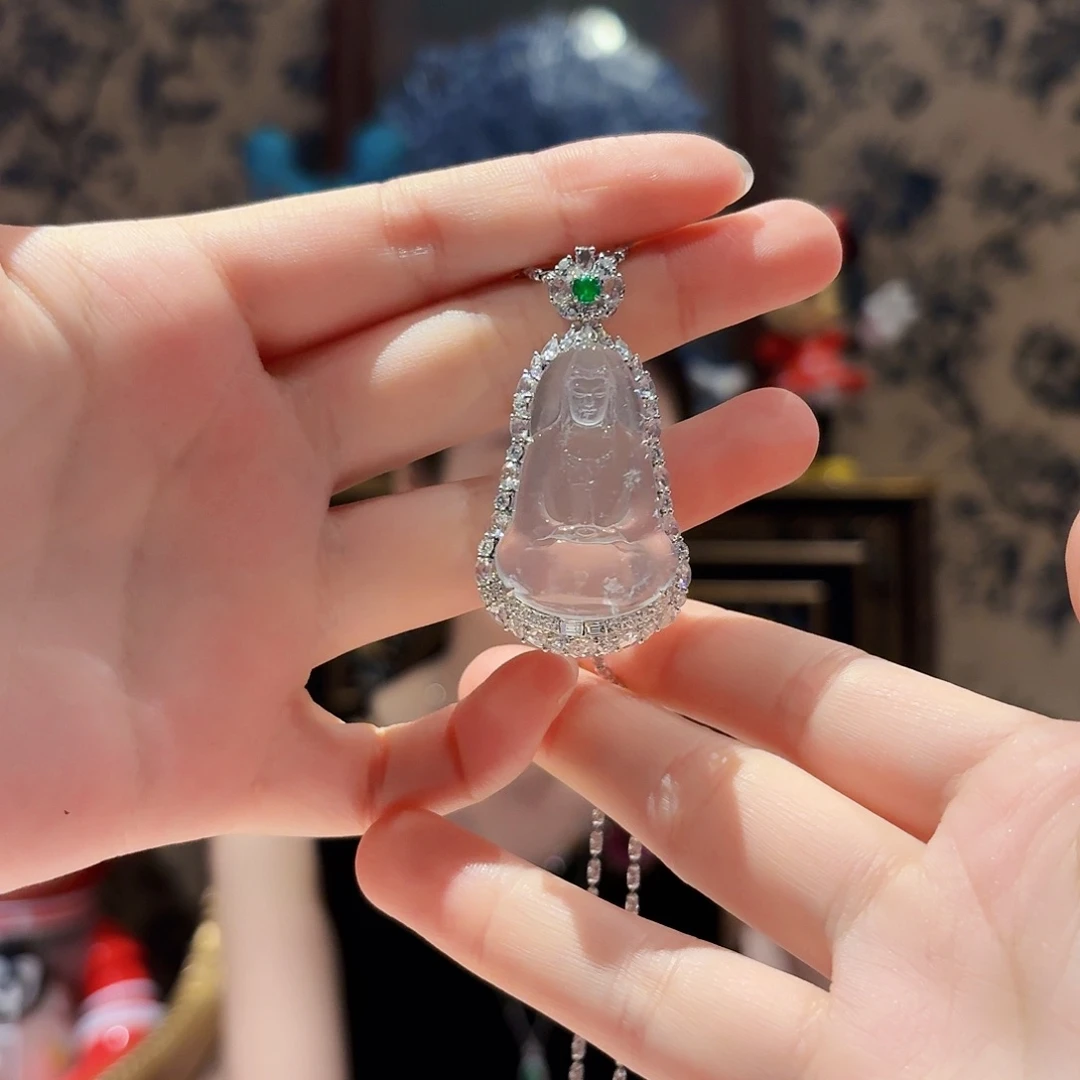 翡翠18K金镶嵌吊坠(赠链)