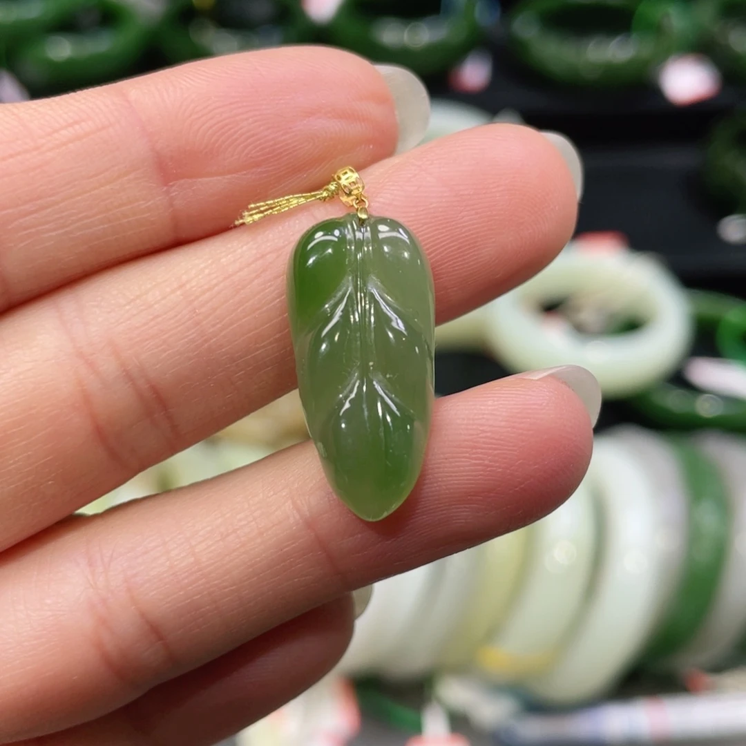 吊坠(不含链)18K金镶嵌和田玉