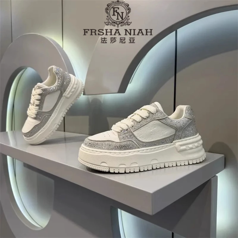 法莎尼亚韩版潮流男板鞋夏季轻便透气厚底防滑时尚潮流百搭休闲鞋