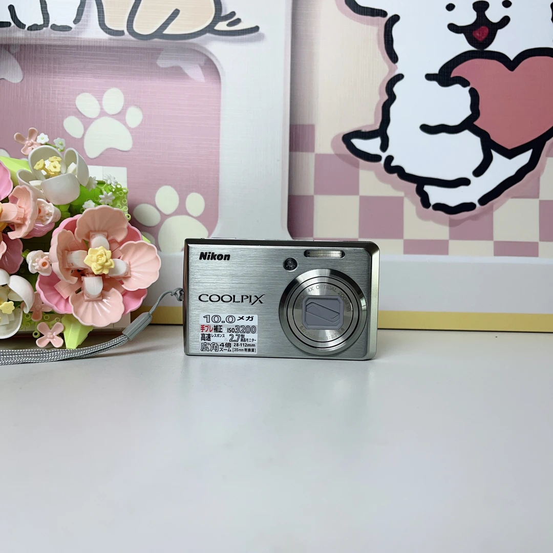 95新 Nikon/尼康 s600银色1000w像素4倍变焦色彩通透自然滤镜丰富