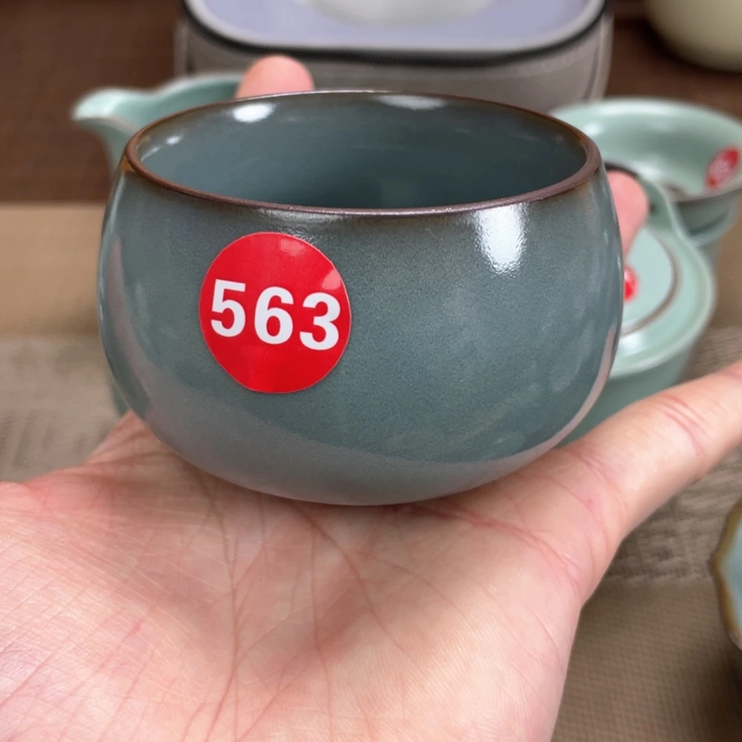 瓷片。。。。。。。。。。。。。。。。