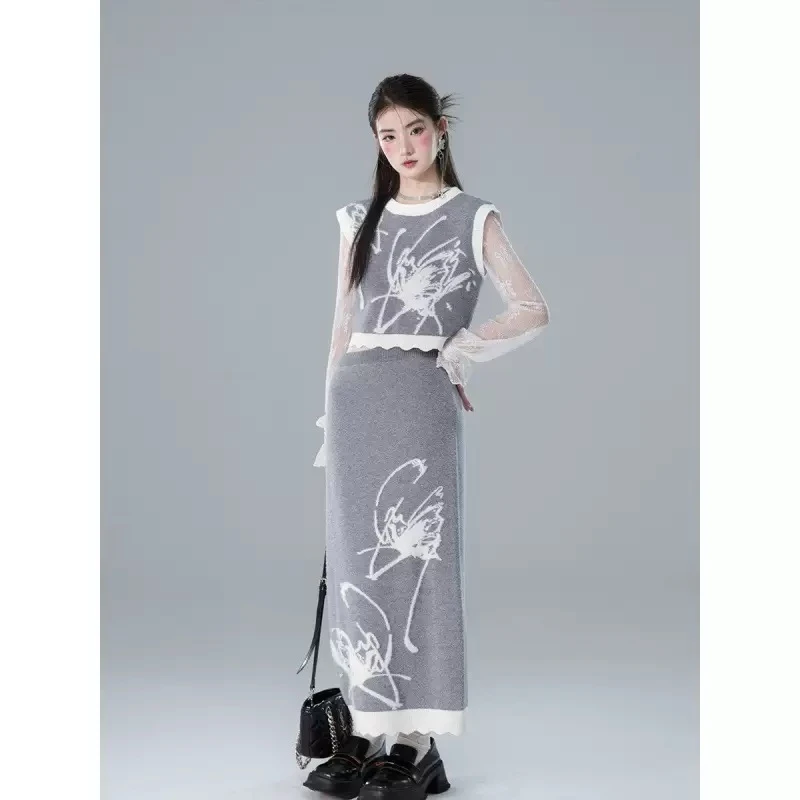 初秋新款针织衫毛衣上衣半身裙两件套装2025新款小众气质清冷