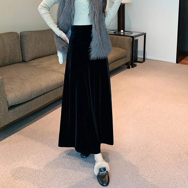 2025新款半身裙女春秋高腰垂感A字大摆裙显瘦丝绒半身长裙