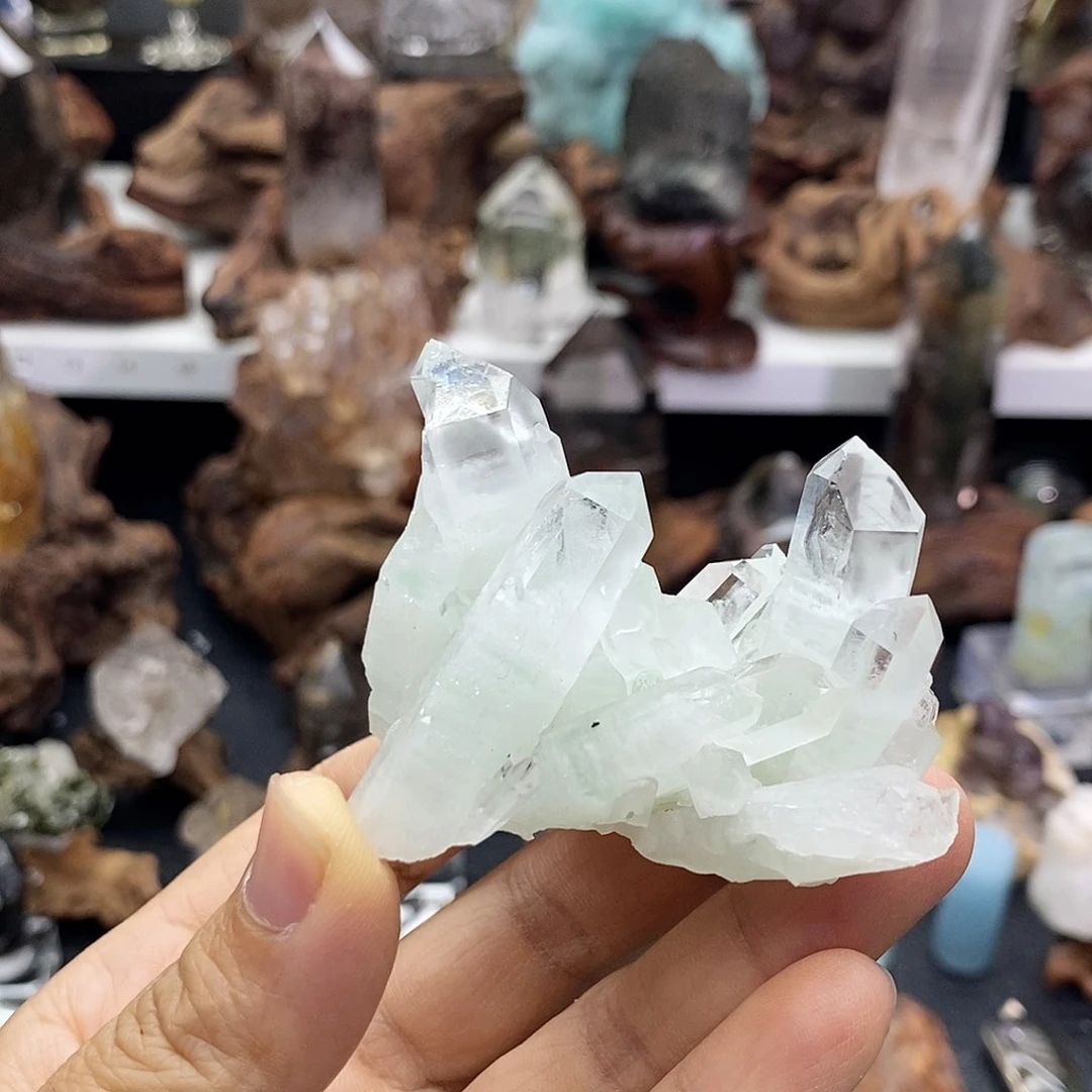 石材翠幽灵簇摆件t5