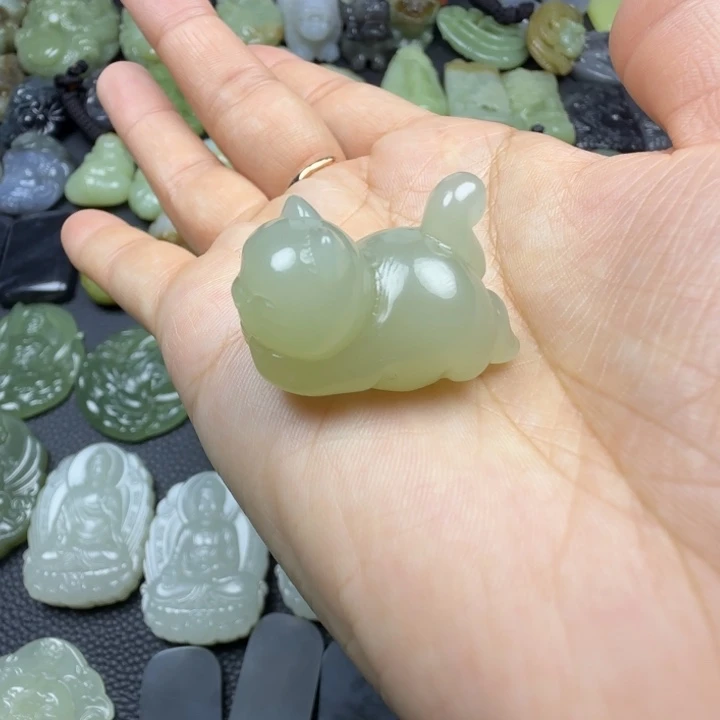 和田玉未镶嵌珠宝奇石