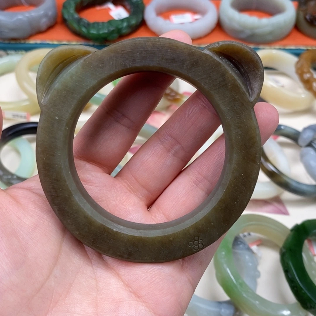 和田玉未镶嵌手镯57.8定制