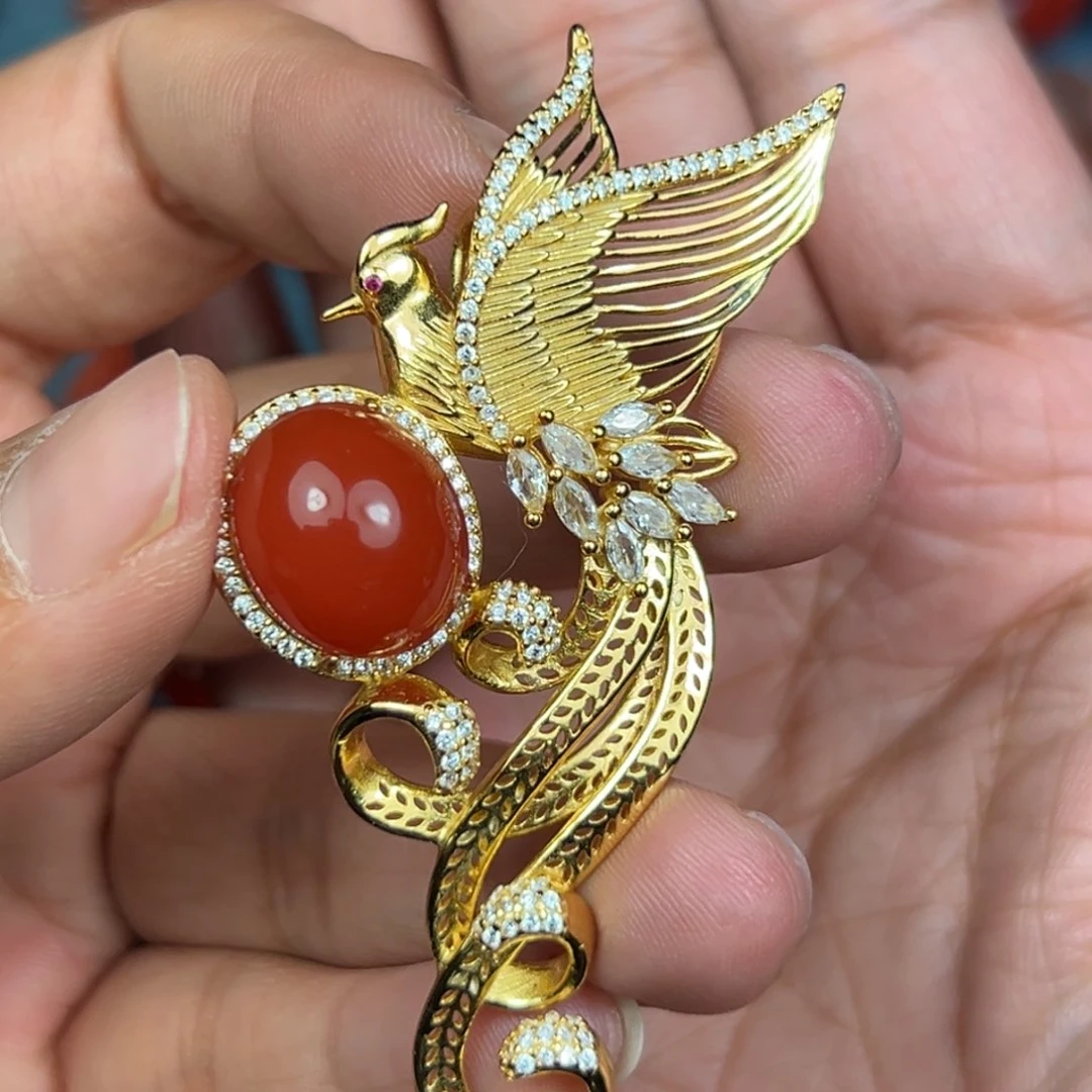 南红玛瑙吊坠未镶嵌