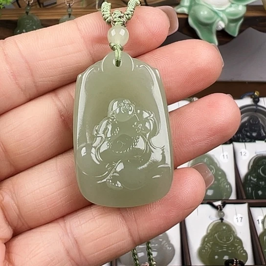 和田玉吊坠(赠链)未镶嵌