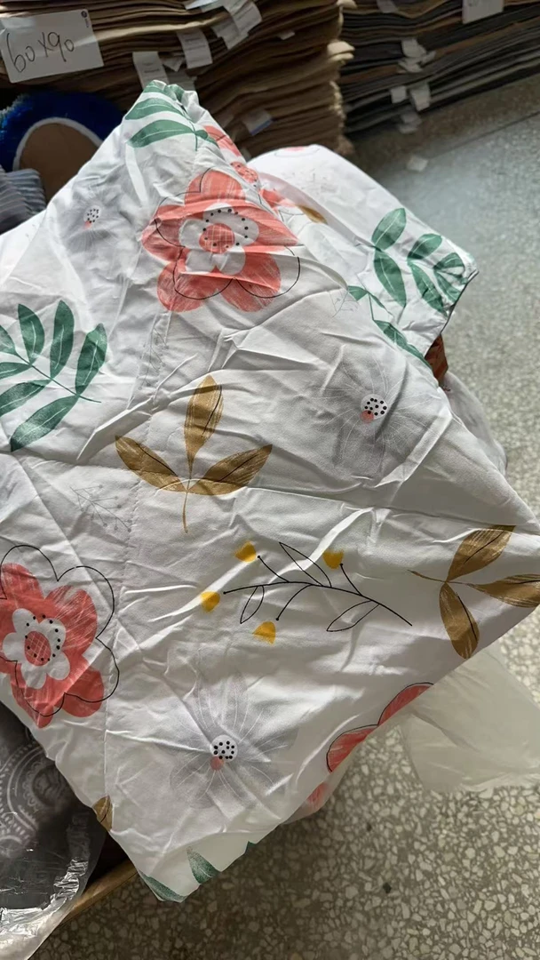 《兵哥外贸》200*230红色花朵款夏被 发一张