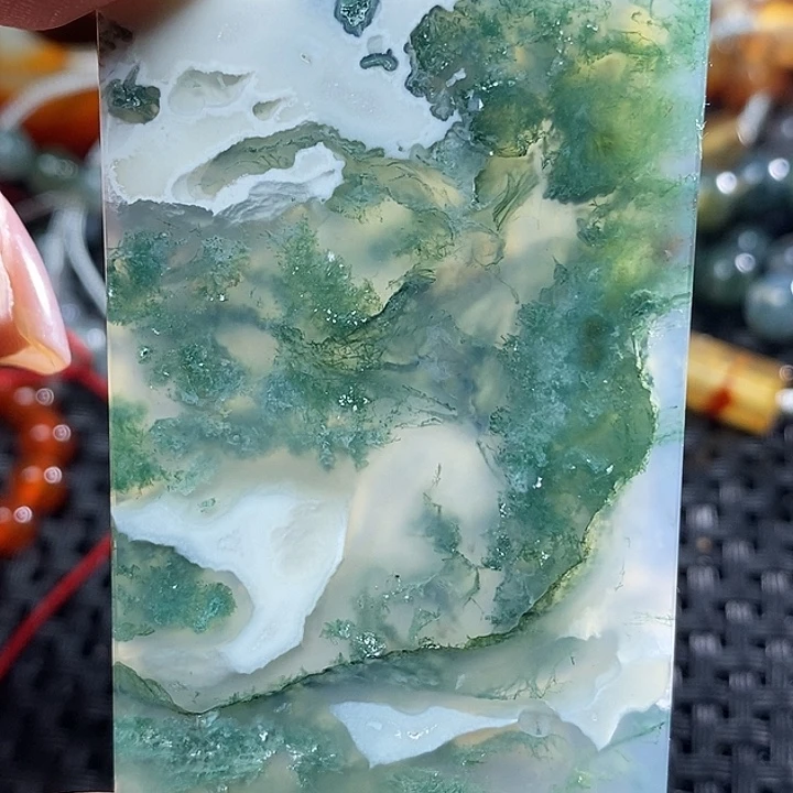 过***知玛瑙/玉髓未镶嵌颈饰