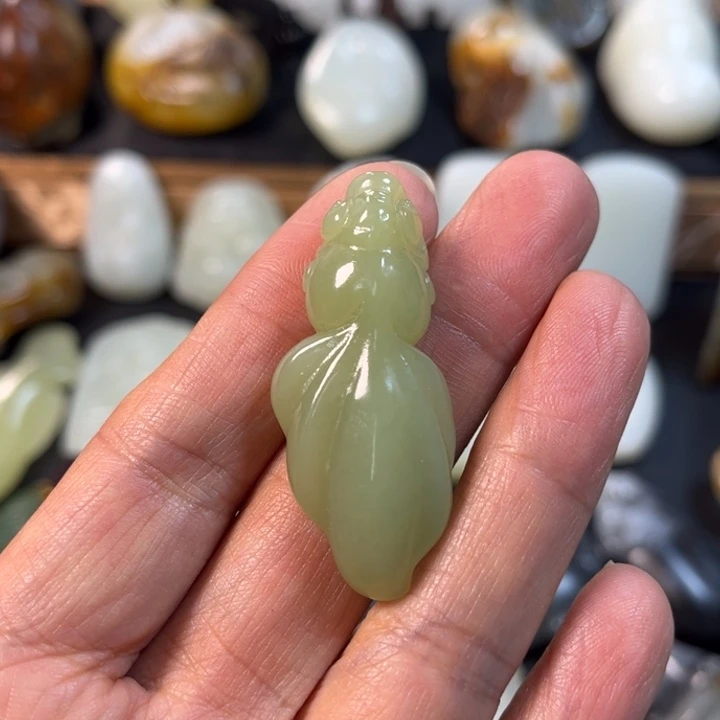 和田玉（黄玉）未镶嵌吊坠(不含链)