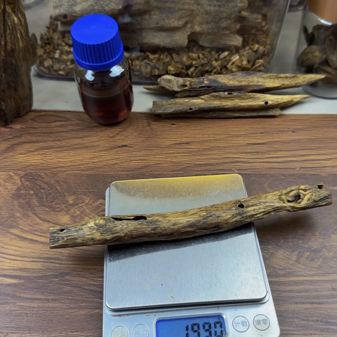 沉香沉香碎屑乌身树心油19克