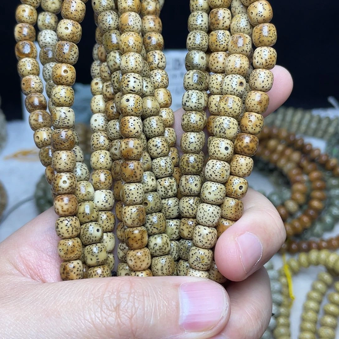 星月菩提吊坠8×7尺寸，陈籽虎皮，带备籽