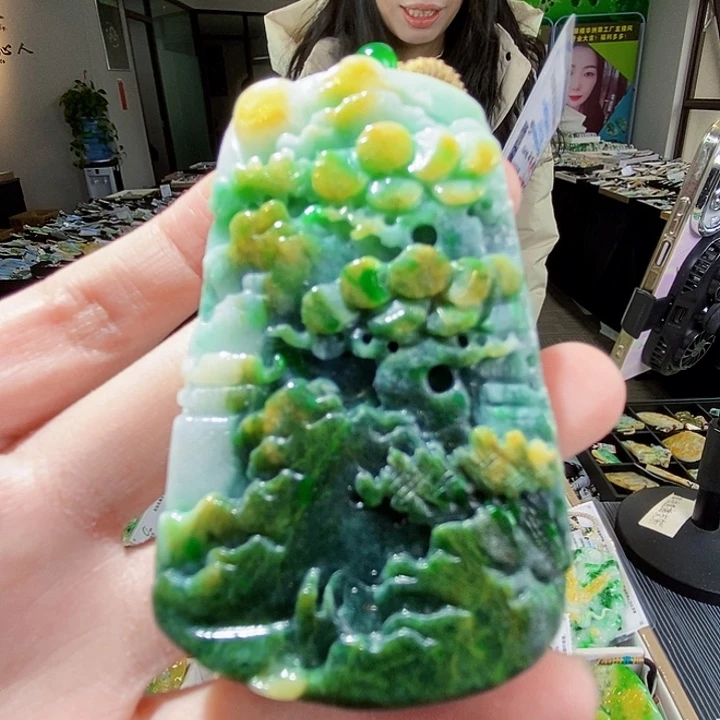 颈饰未镶嵌翡翠翡翠