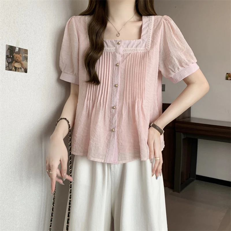 【饭饭】大码夏季新款法式减龄方领设计感别致短袖小清新衬衫女