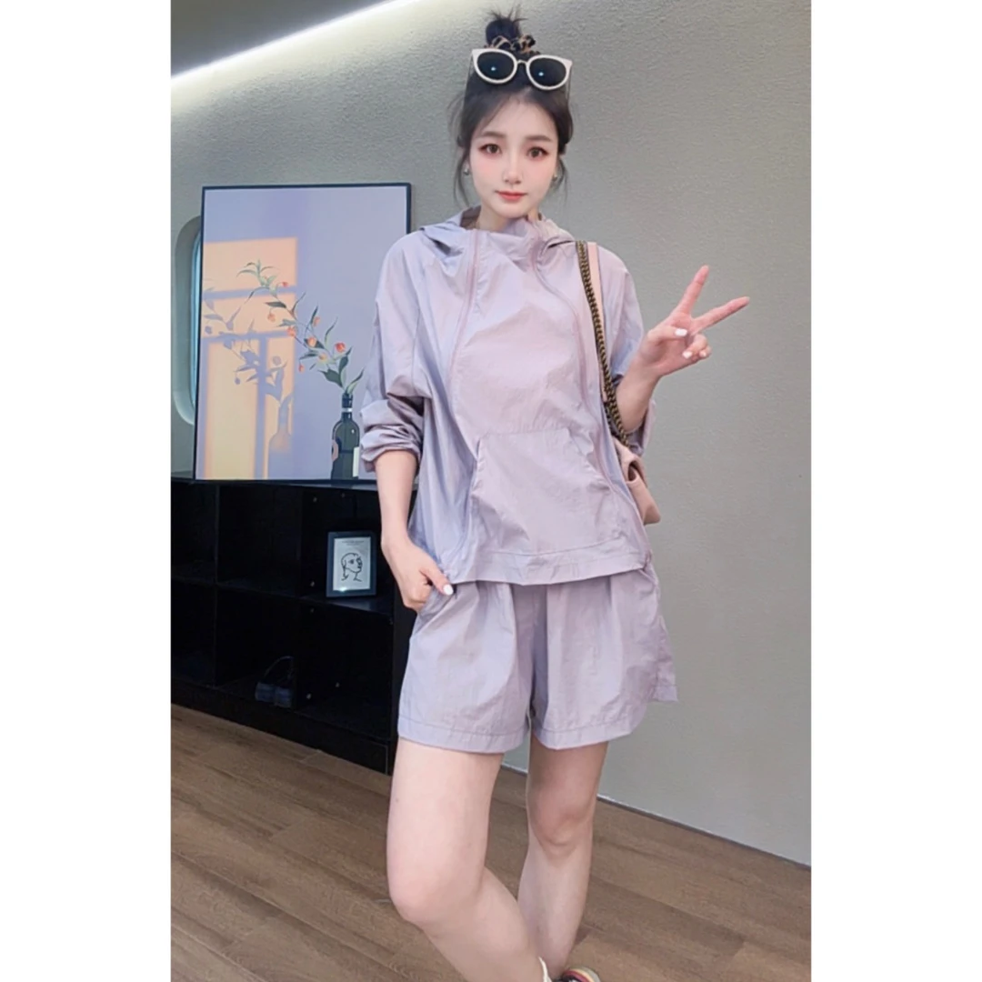 夏季运动休闲套装女2025年新款休闲防晒套装透气薄外套阔腿短裤