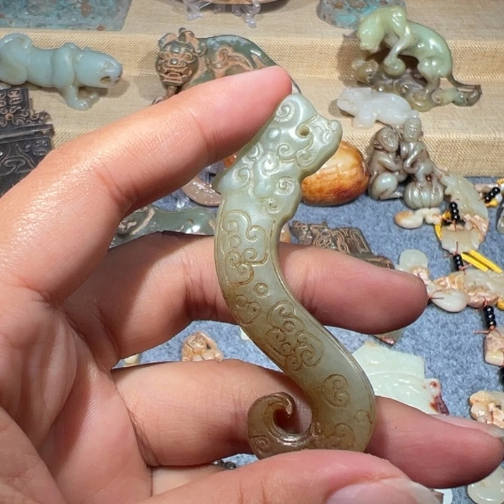 未镶嵌和田玉挂件