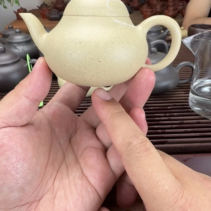 茶壶紫砂本绿微瑕130cc