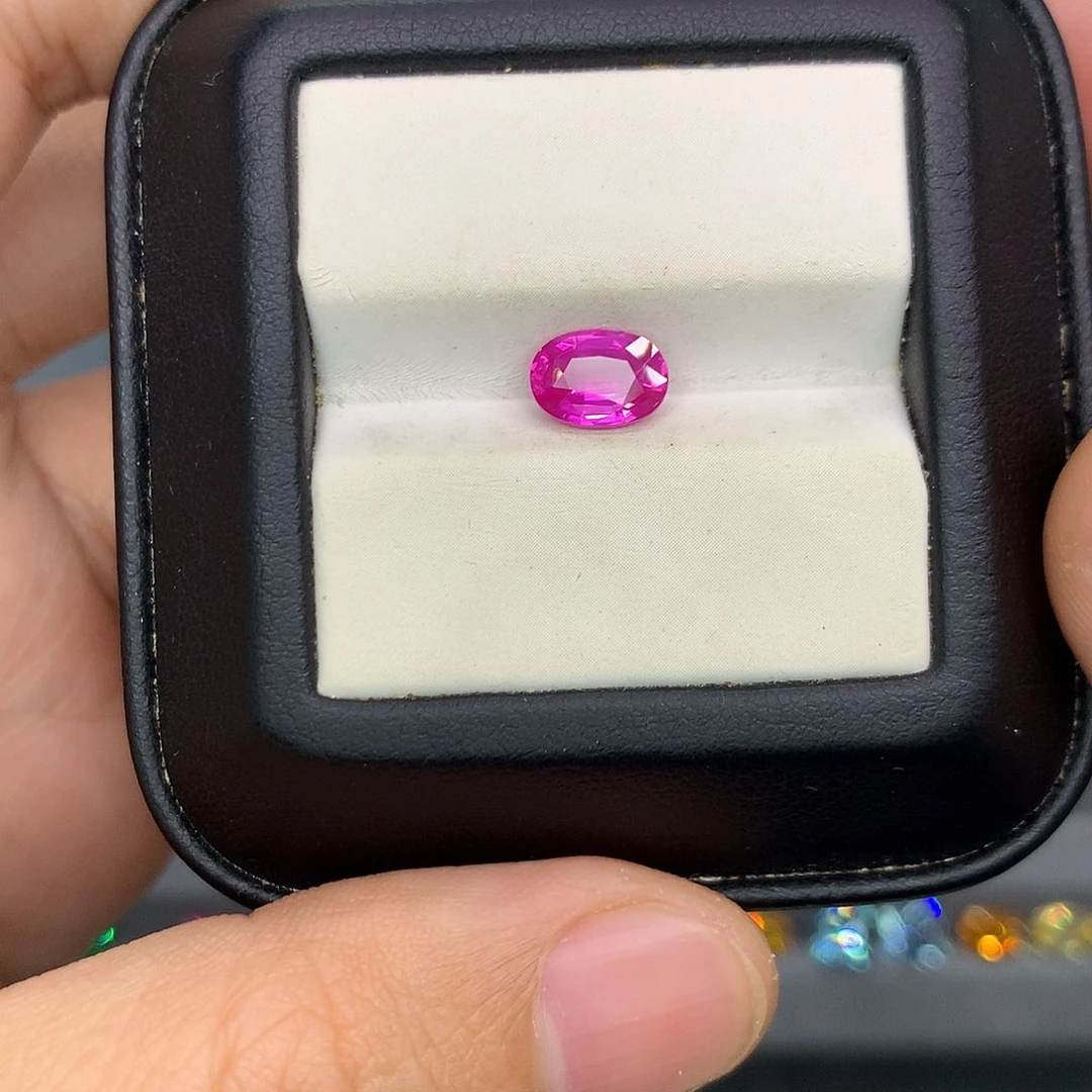 彩色蓝宝石裸石1.52克拉吉尔德大证无烧热粉