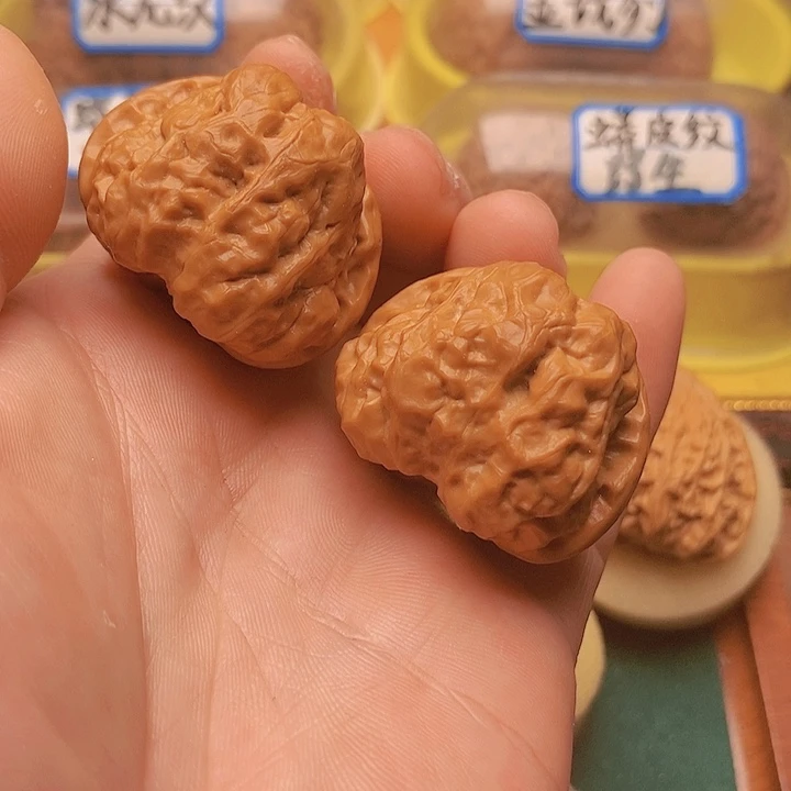 文玩核桃把件39爆肉蛤蟆头