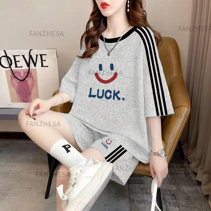 大码休闲一整套运动套装女夏季新款宽松胖mm200斤短袖短裤两件套