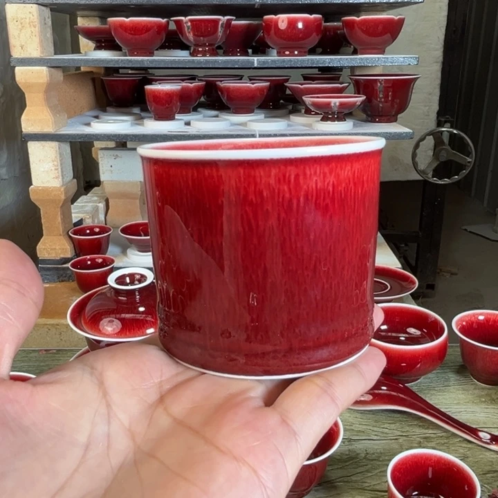 景德镇浅行窑容天杯