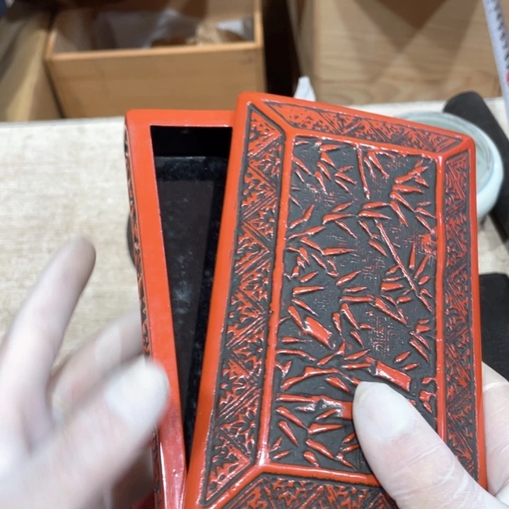 郭***间新亿阁祝福大家新年快乐