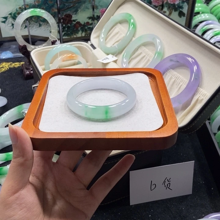 大****非金属57手镯圈口