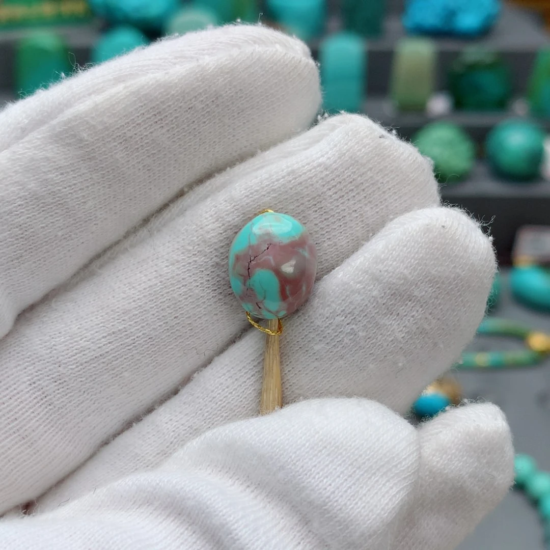 绿松石颈饰未镶嵌糊*