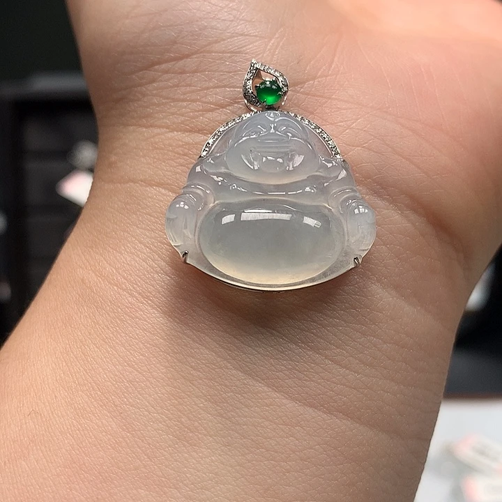 翡翠挂件18K金镶嵌