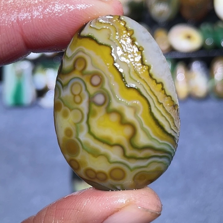 玛瑙/玉髓未镶嵌珠宝奇石