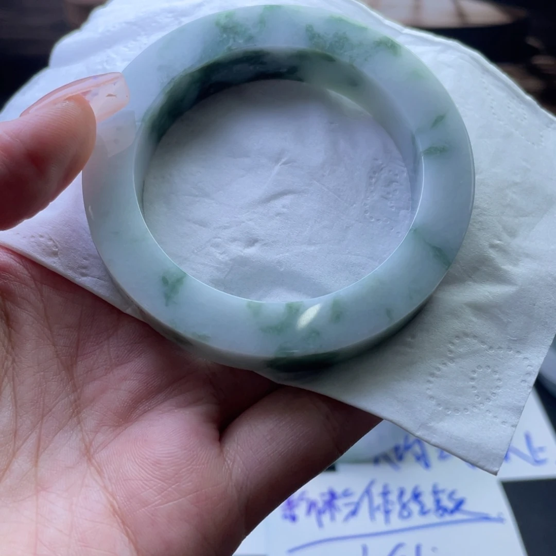 定制翡翠缅A翡翠未镶嵌群*
