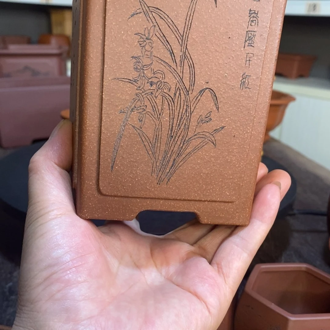 紫砂花盆紫砂花盆手工艺制作
