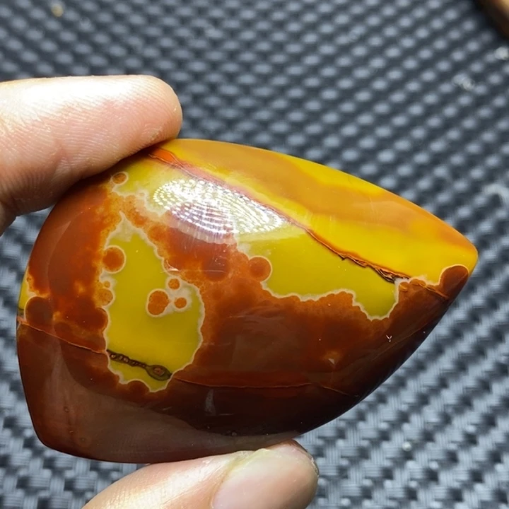 玛瑙/玉髓颈饰未镶嵌留**线