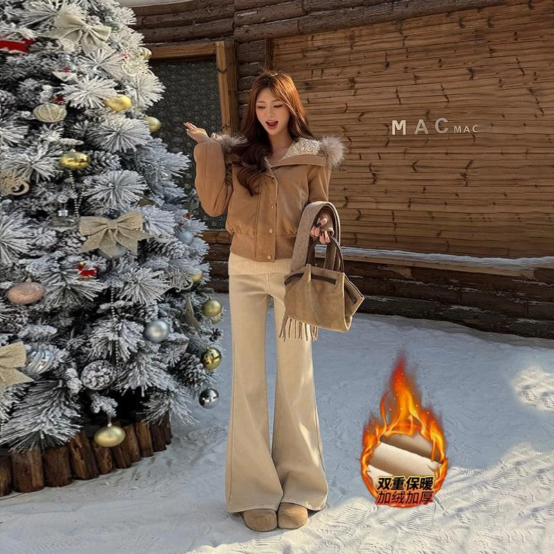 不贴腿刺绣微喇牛仔裤女秋冬2025冬季加绒加厚高腰显腿细拖地长裤